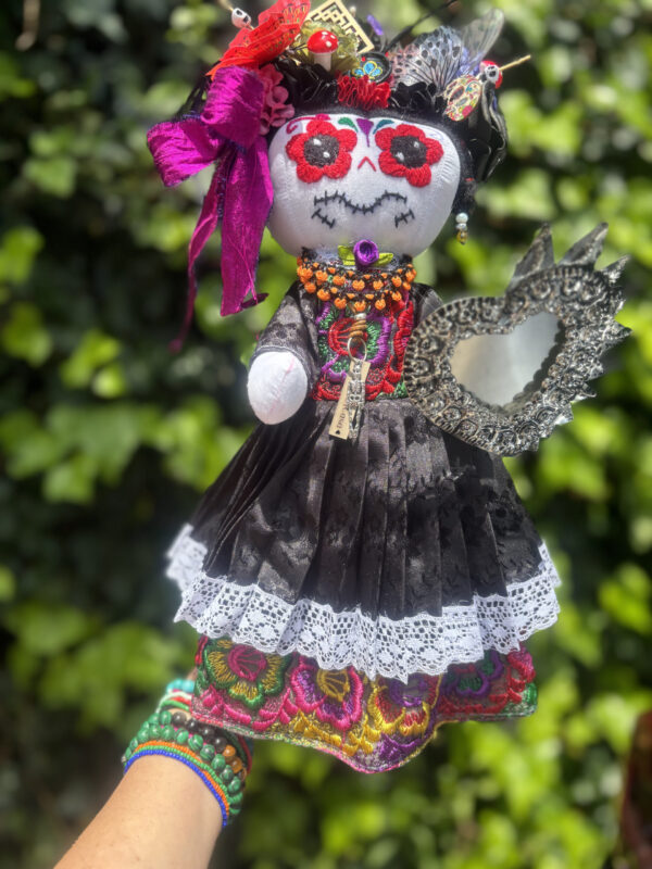 Muñeca Lele Catrina – Edición Especial - Image 10