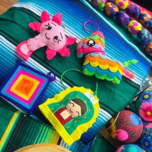 Adornos de fieltro para el árbol