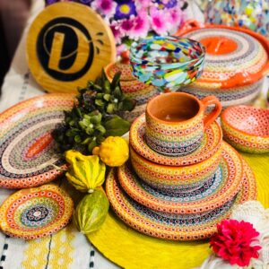 Vajilla de barro en flor de Capulín Arcoiris para 8 personas